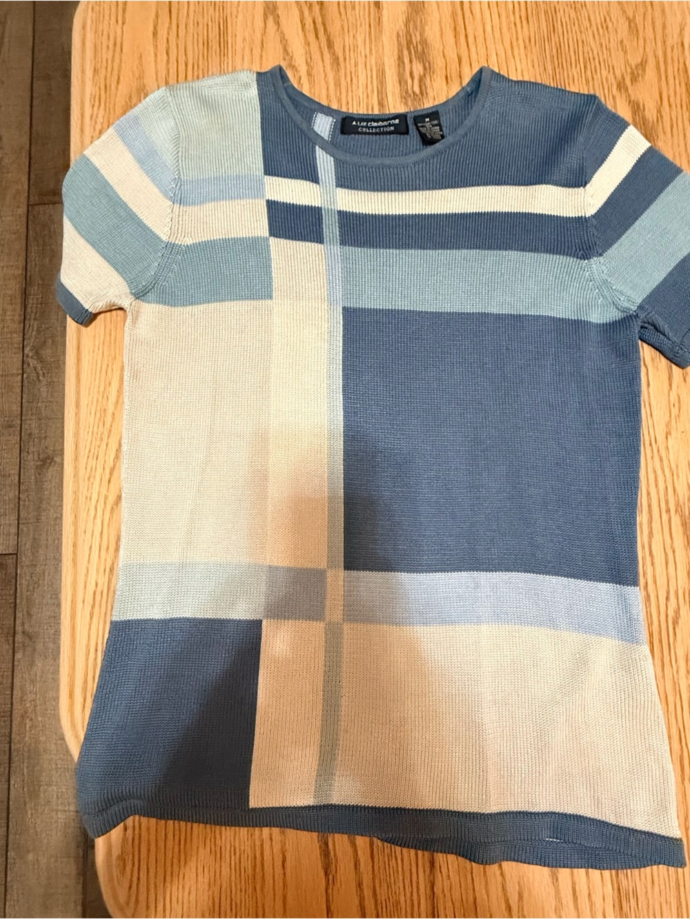 Liz Claiborne Blue and Cream Block Stripe Silk Polo